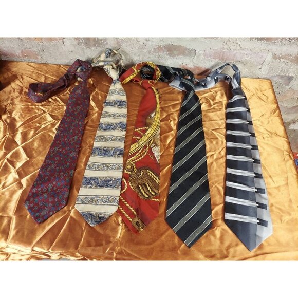 Lot Of 15 Vintage Neck Ties C1 - Picture 2 of 3